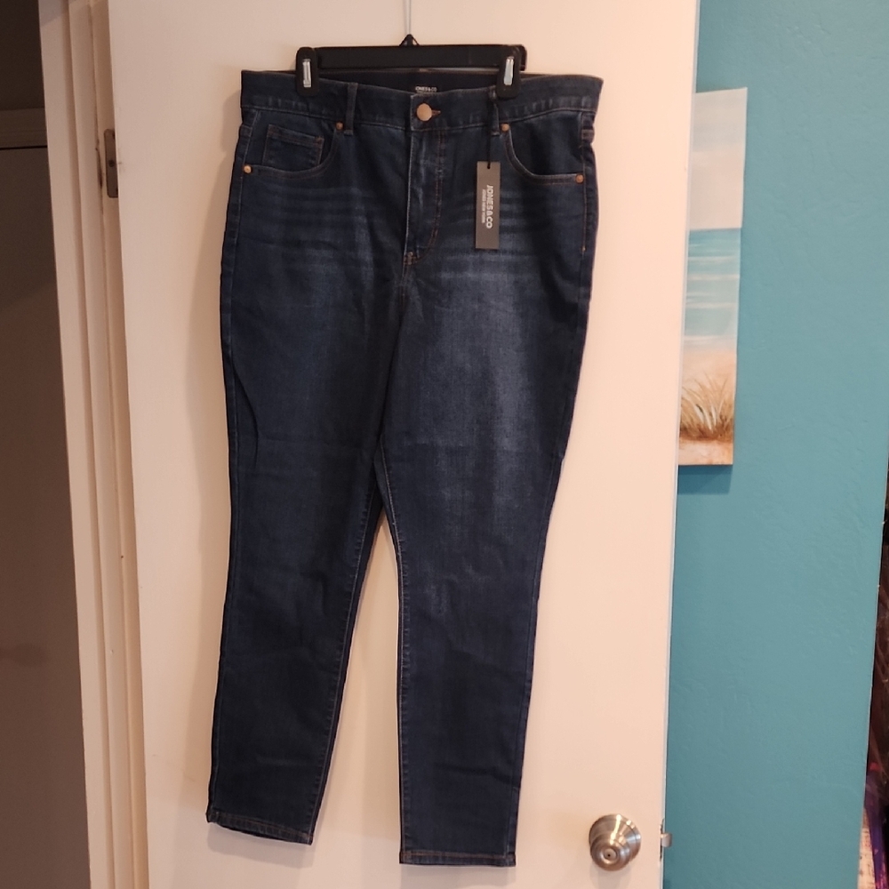 Jones New York Size 16 Dark Blue Skinny Ankle Jeans